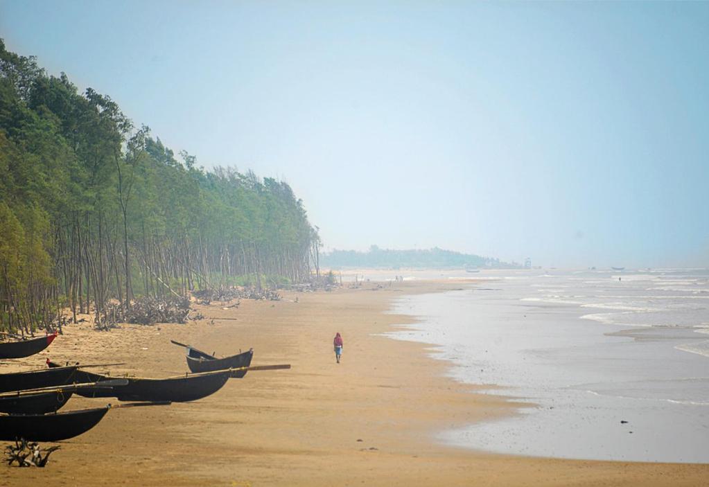Sea Queen Uttara Resort Tajpur Exterior foto